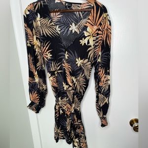 Billabong Long Sleeve floral dress